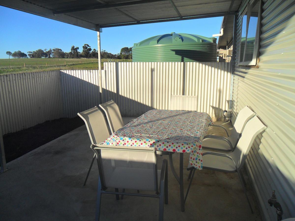 Motel Dimboola Экстерьер фото